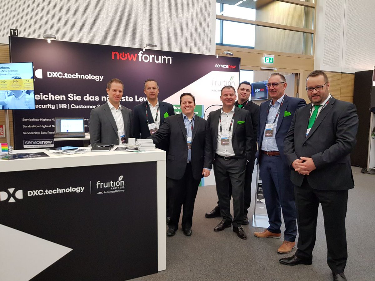FruitionDE_'s tweet photo. The entire frution Team #NowForum https://t.co/MS9q4IJKh9
