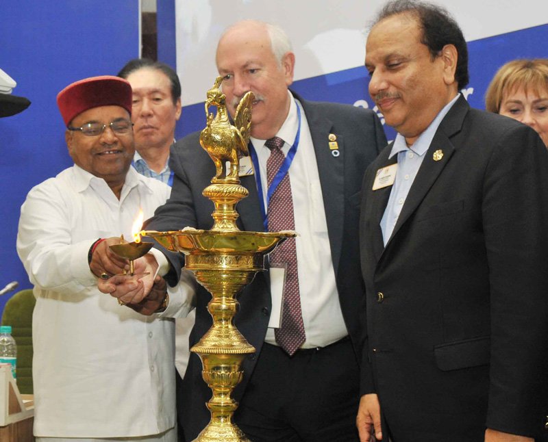 PIB_India's tweet photo. Union Minister @TCGEHLOT inaugurates #WorldDisabilitiesCampaign by Lions Club, in New Delhi https://t.co/cXyi31cea9