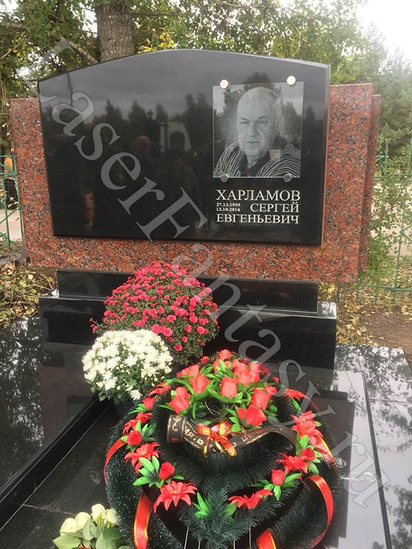 LaserFantasy_ru's tweet photo. Представляем лазерную гравировку портрета на закаленном стекле 400х400х12мм в экстерьере.
https://t.co/lep8rfYdic
@LaserFantasy1 #LaserFantasy #LF #гравировка #памятник #Москва #стекло https://t.co/olOX51ZfBz