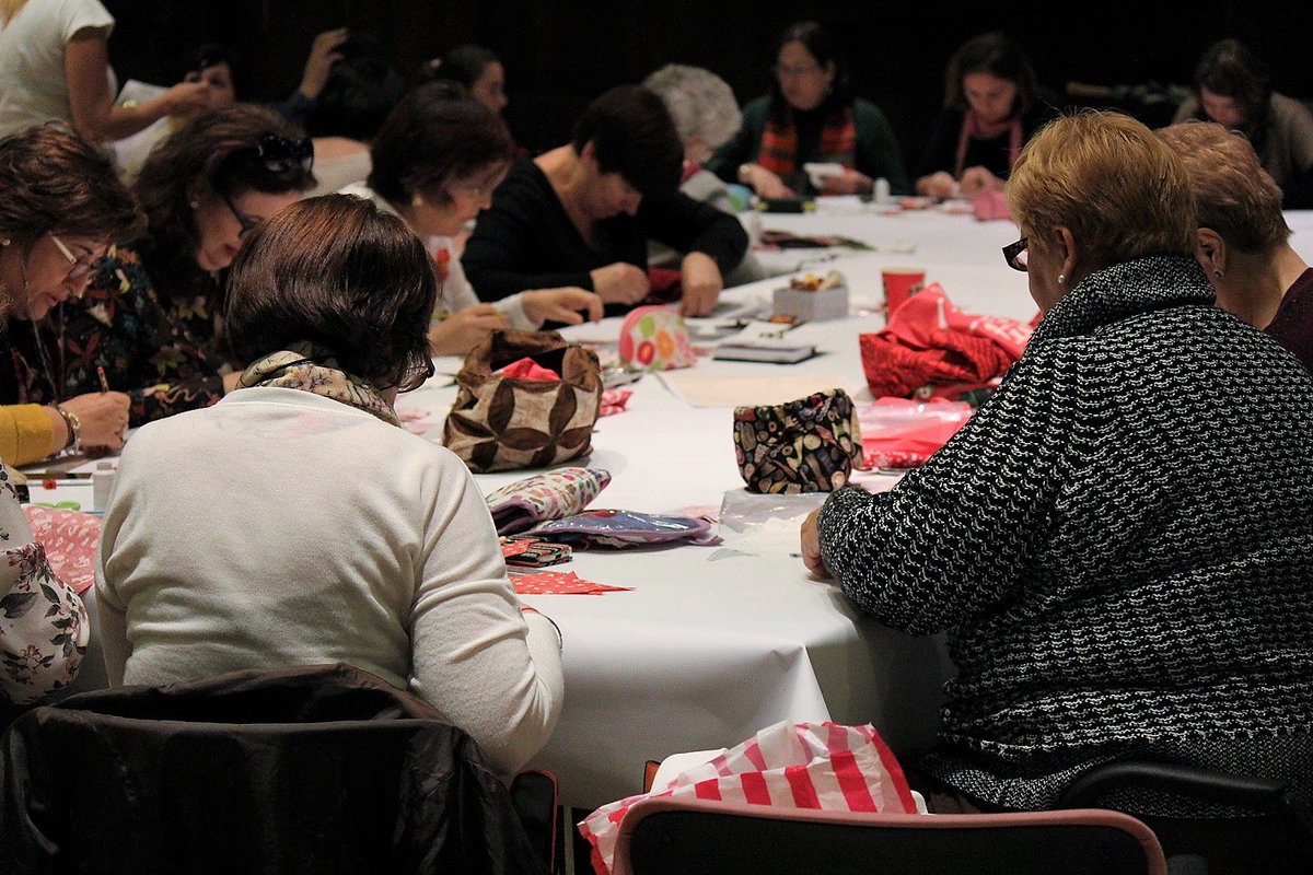 Novedosas técnicas centran los nuevos talleres Academy de <a href="/CreativaSpain/">Creativa Spain</a> en Málaga en <a href="/Fycma/">Fycma</a> bit.ly/2zWTzYV