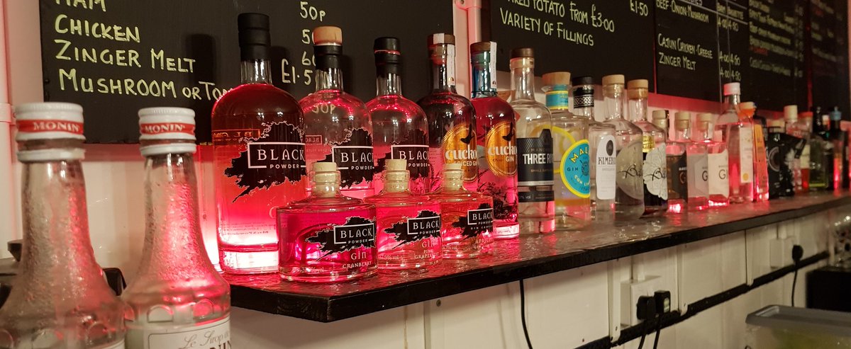 The Gin Tasting night on Saturday to celebrate Gary's 1st year in business at Munch Cafe was fantastic. We need to think of another reason to celebrate so we can book another one! <a href="/WigToday/">WiganToday</a> @WishFmOfficial <a href="/WhatsOn_WN/">WhereCanWeGo Wigan</a> @Profs_of_Wigan