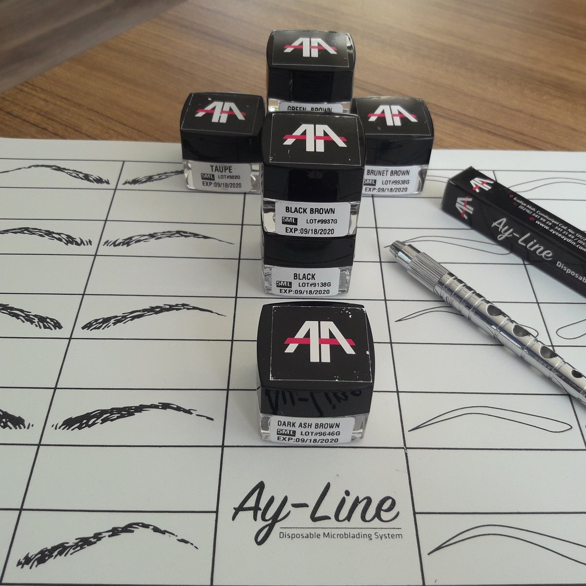 Üç adet Aylıne kalıcı makyaj boyası alana, microblading kalemi,iki adet iğnesi ve celtveli hediyemizdir. #microblading #kalıcımakyaj #ayline