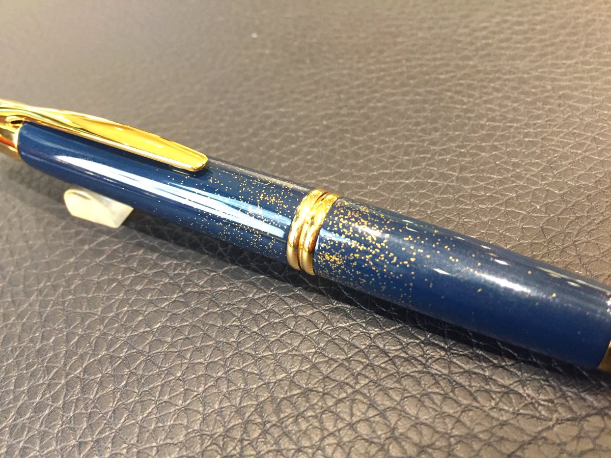 完売品銀座伊東屋限定ディズニー100 キャップレス万年筆パイロット社製