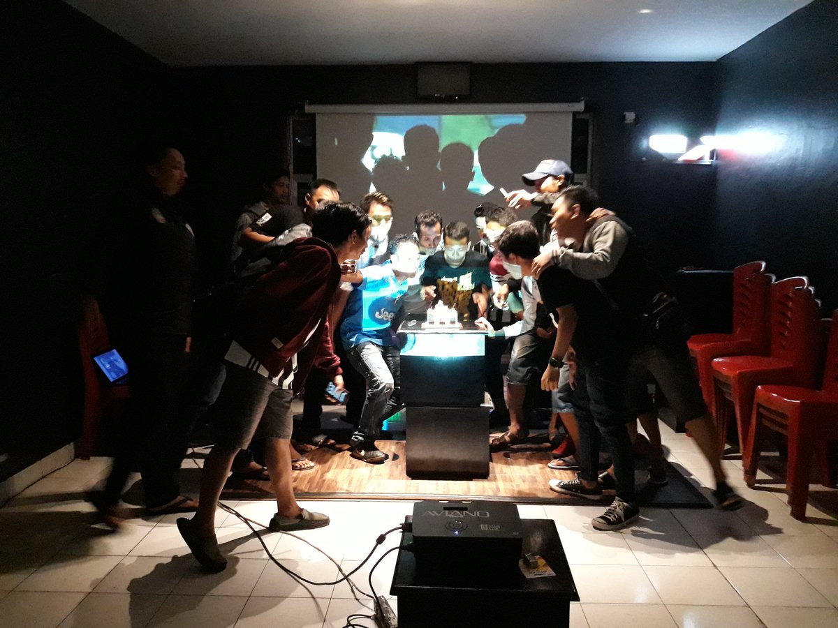 JCIC_Jayapura's tweet photo. LP. Sisa acara semalam. #6thn #JCIndonesia #Juventini_Jayapura https://t.co/Pr8LOAHxWi