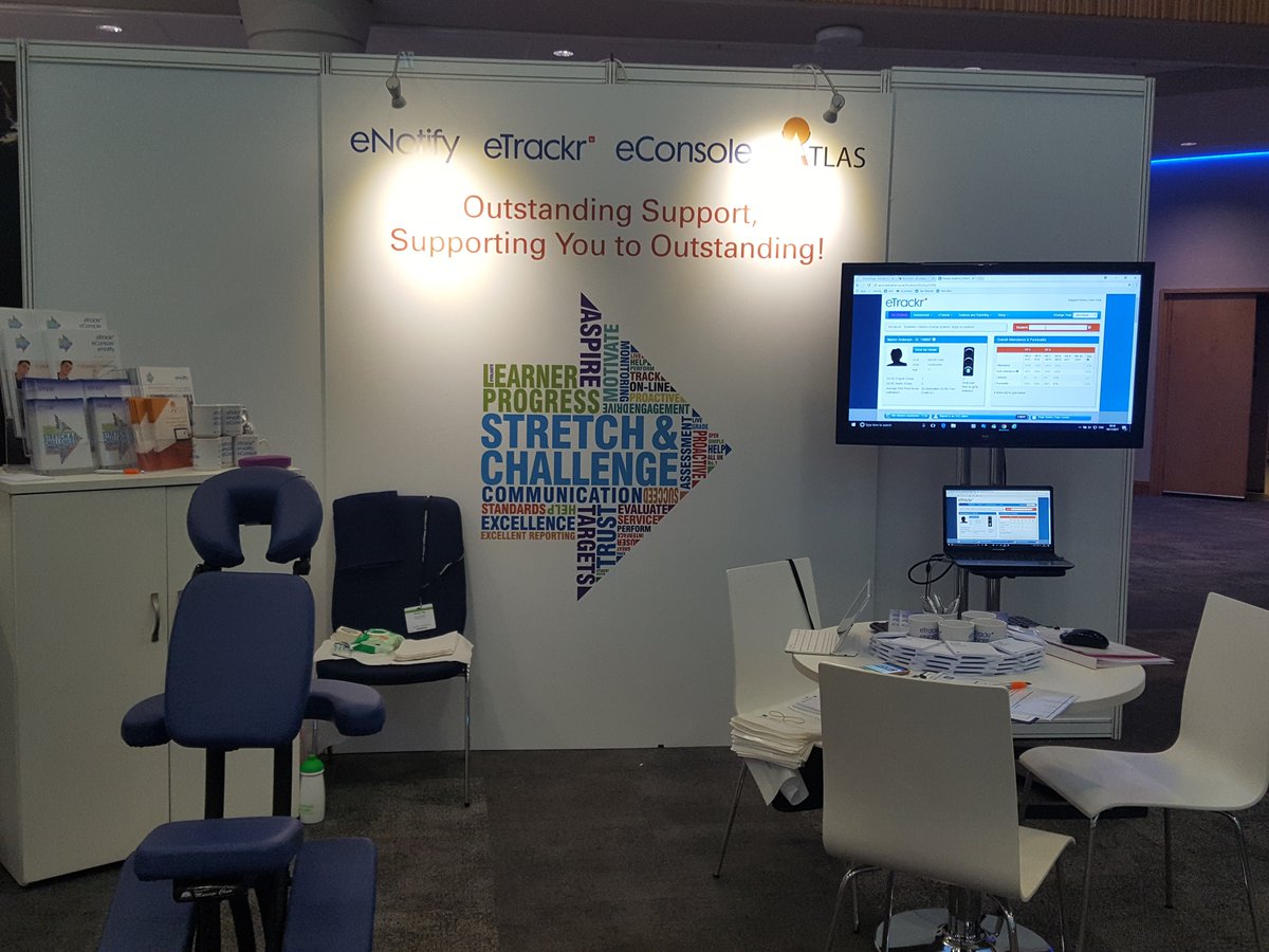 VLESupport's tweet image. All ready and set to go #aocconf . Come and get your free massage #eTrackr #eNotify