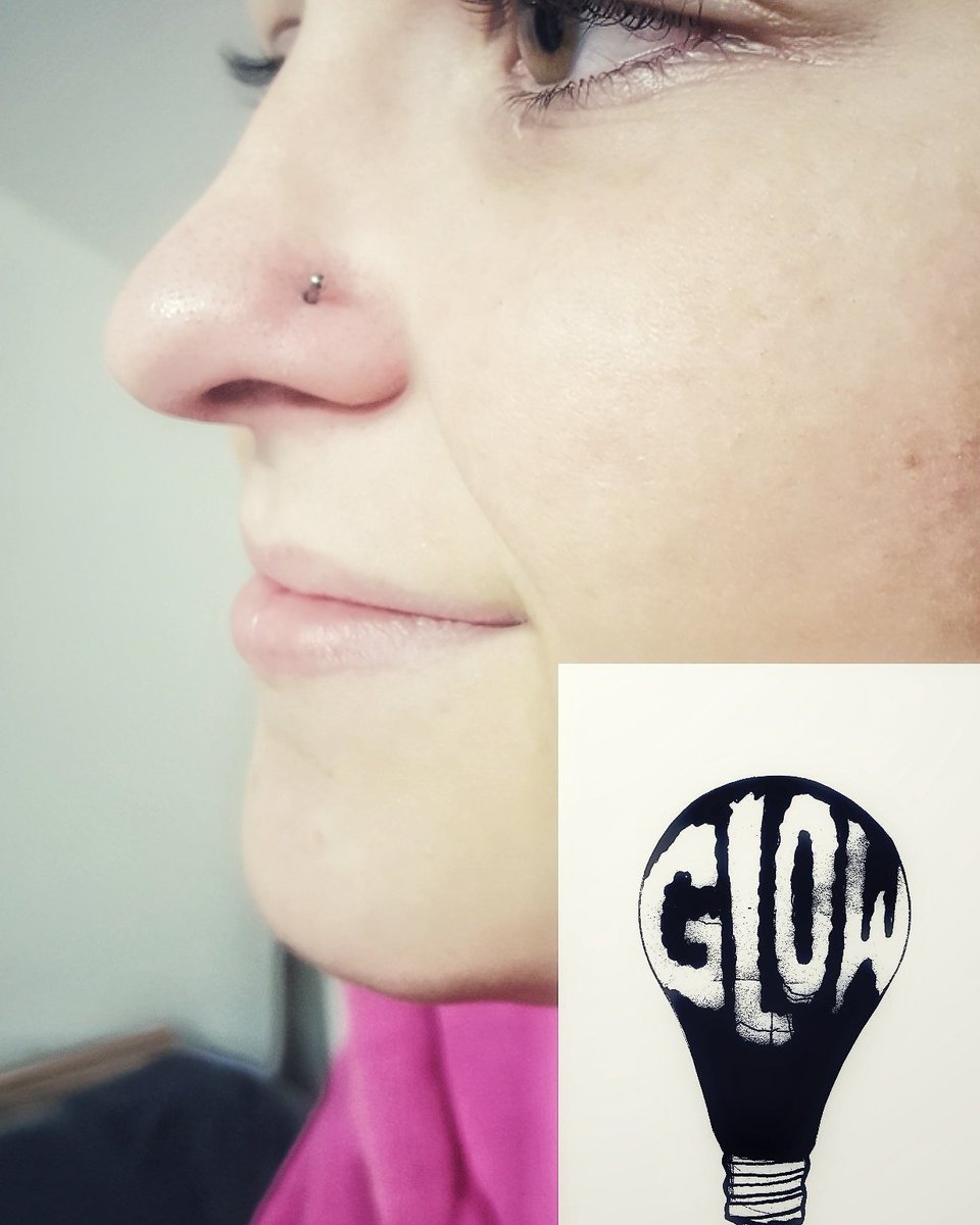 Glow_Midwales's tweet photo. sweet little #qualiti #internallythreaded #titanium #nosepiercing done by Jennie
#bodypiercing https://t.co/PEQ2kCJa7Q