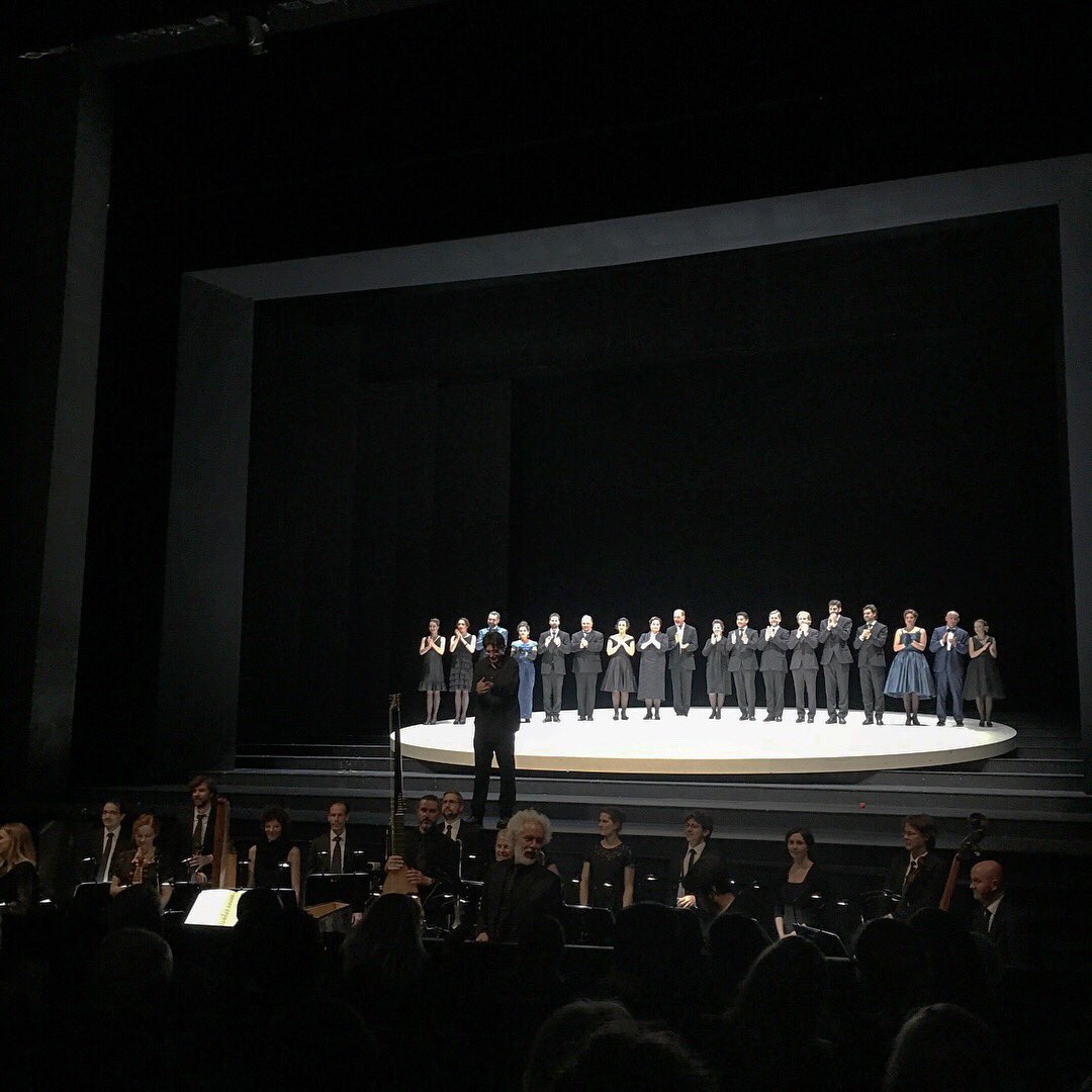 Hamburger Kultur-Power-Samstag im Zeichen der griechischen Antike. In »Die Orestie« am @ThaliaTheater spricht Athene Orest im Mordprozess frei. Später vereint sie Odysseus und Penelope in »Il Ritorno d'Ulisse in Patria« an der <a href="/staatsoperHH/">Staatsoper Hamburg</a>.