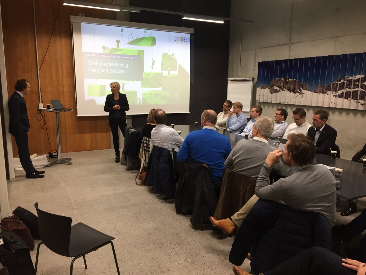 StPioneering's tweet image. Start Masterclass ‘Circulair bouwen’ bij gastheer @CirclNL . Introductie door Petran van Heel @ABNAMRO #circulareconomy