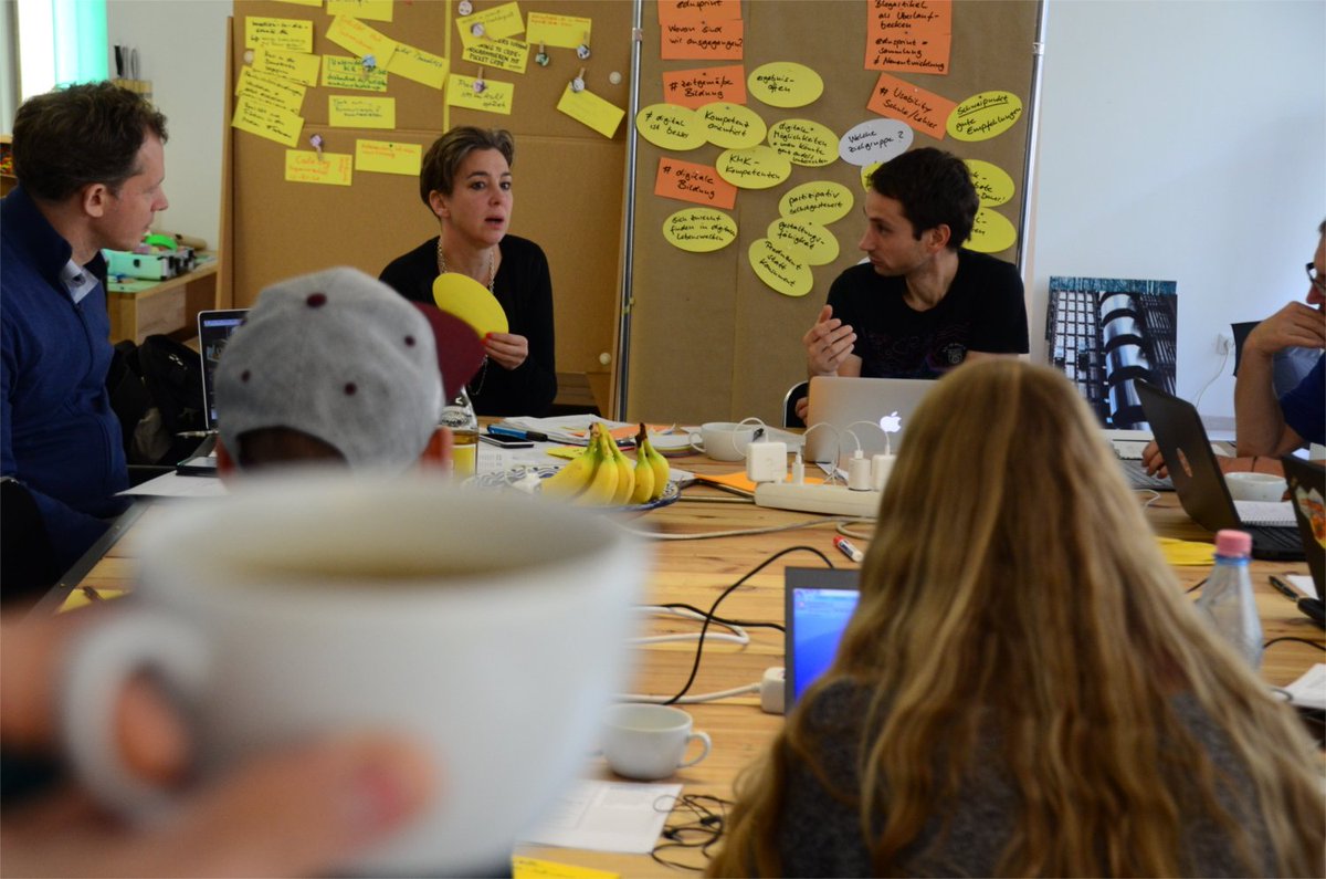 edulabsDE's tweet photo. Samstag, 12:30 geht's los - mit 🍕 und dem zweiten #edusprint in Köln! Seid dabei, ein paar Plätze sind noch frei 🎉 https://t.co/YdtSZZDoMZ #NRWedu #OERde #digitaleBildung https://t.co/BQ5brOxuTv