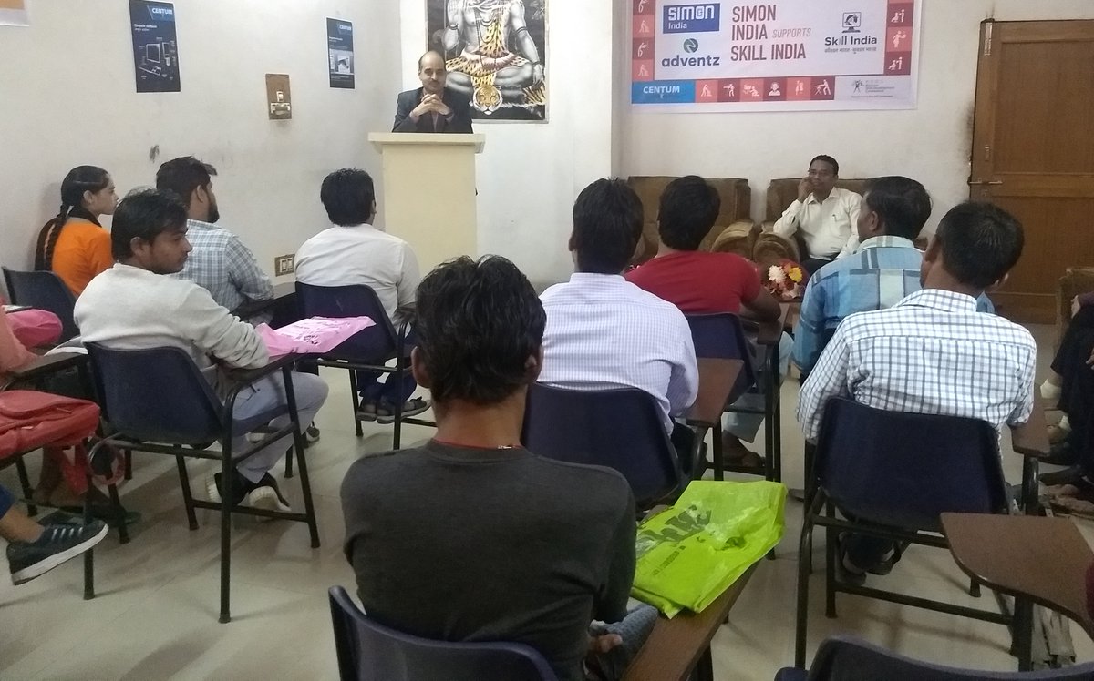 MSDESkillIndia's tweet photo. Prakash Sharma, CFO, NSDC inaugurated a training program for persons with disability (PWDs) under #CSR initiative of #SimonIndia, in partnership with #SkillIndia. #CSR4SkillIndia #Saksham #AffimativeAction @CentumLearning https://t.co/U7WT05N2cF