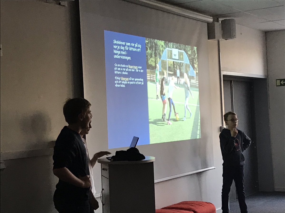 HaldorEdu's tweet photo. Idag är vi på @MTHutbildning som idag invigs som Norrlands första Microsoft Showcase school #edtech #MicrosoftEdu https://t.co/RZGJTadxv0