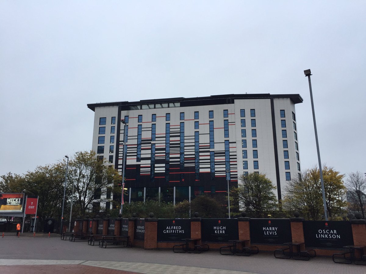 CultSociologist's tweet photo. Will be here for the next 2 days. #hotelfootball #beautifulframe https://t.co/9A0ybA72lm