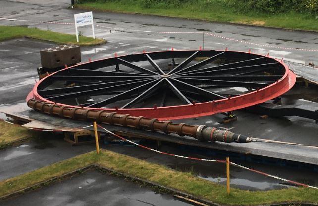 FirstSubsea's tweet photo. First Subsea's Cast Iron CPS being put through the rigours of the Tensile Bend Test https://t.co/nta7vI3MRl