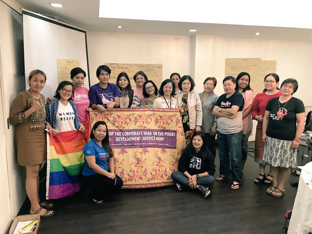 Matcha_Phornin's tweet photo. Solidarity of South East Asian Womenβs caucus; mobilized and strengthening women movement for #justice in all levels #humanright #WomenRight #SOGIESC #Gender #empwer @apwld @EquitasIntl @ManushyaFdn @BeePranom @ASEANSOGIE #equitas #FLTP #IHRTP https://t.co/5SHerTkAnO