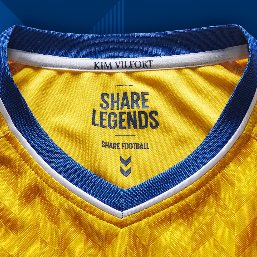 At adskille skotsk Søgemaskine markedsføring hummel en Twitter: "GIVEAWAY: Win 1 limited edition Kim Vilfort Brøndby IF  legend jersey (size M)! Follow us & comment below to enter. Terms:  https://t.co/lD0HuumHDM #ShareLegends #ShareFootball  https://t.co/CbVv5Azd9i" / Twitter