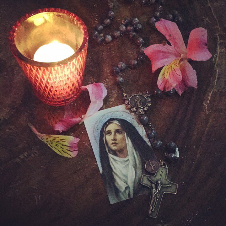 'Love Our Lady and make her loved; always recite the Rosary and recite it as often as possible.'
— St. Padre Pio
- - -
#Rosary #HolyRosary #BlessedVirginMary #HailMary #Catholic #CatholicDevotion #KeeptheFaithAlive #BecauseFaithMatters