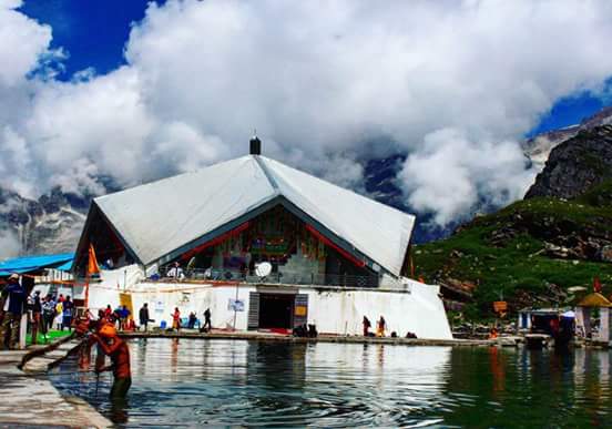 <a href="/AmbBishnoi/">Bhagwant Bishnoi</a> <a href="/IFS_Officers/">GuardiansOfNature</a> <a href="/amritabhinder/">Amrita Bhinder 🇮🇳</a> <a href="/neeleshmisra/">Neelesh Misra</a> <a href="/sivasankarifs/">Sivasankar S, IFS</a> <a href="/Rajneeshkaswan1/">Rajneesh Kaswan</a> The other famous place near it is Hemkund Sahib Gurudwara, at 14000 feet height this majestic gurudwara is a must watch with natural sarovar in front of it. This is also a good trekking spot.