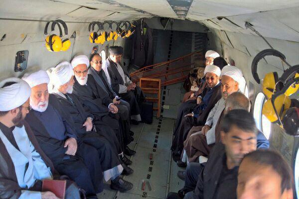 NarimanGharib's tweet photo. هواپیمایی که می‌تونست موارد غذایی و دارو و پتو و چادر ببره الان باید یک مشت آخوند! رو حمل کنه.
#زلزله https://t.co/Rwmtloww3J