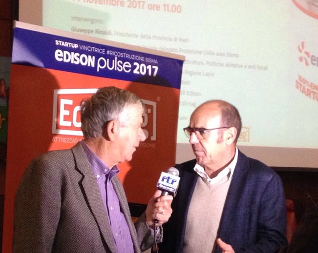 Edison4Gov's tweet photo. i vincitori #edisonpulse @rodolfobrandi ideatore con @CRICCIARINI della applicazione @edilmag_app le cui credenziali saranno tra poco donate a titolo gratuito alla #protezionecivile ed ai 15 comuni del cratere lazio #ricostruzione #postsisma #edisonpulse #socialedilmag https://t.co/vrlJsKtjSN