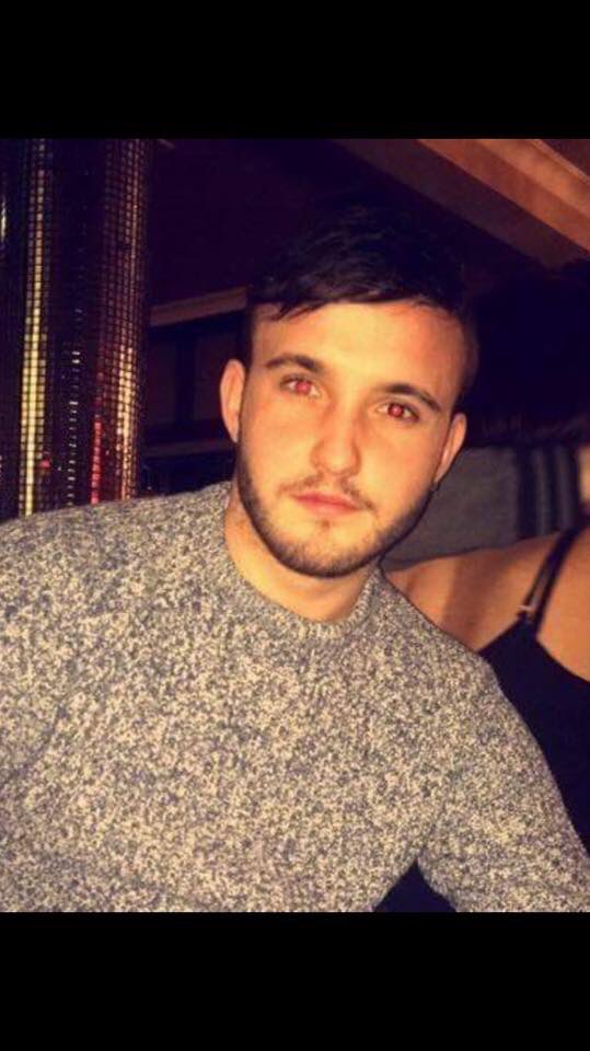 NathanAdams95's tweet photo. A really good friend of ours Robert Lynam has been missing since Saturday in Cork City. He is about 5'7 last seen wearing a grey tracksuit &amp; red baseball cap. If anyone has any information can they please get in touch. Please Share. https://t.co/IIgNVg3HAT