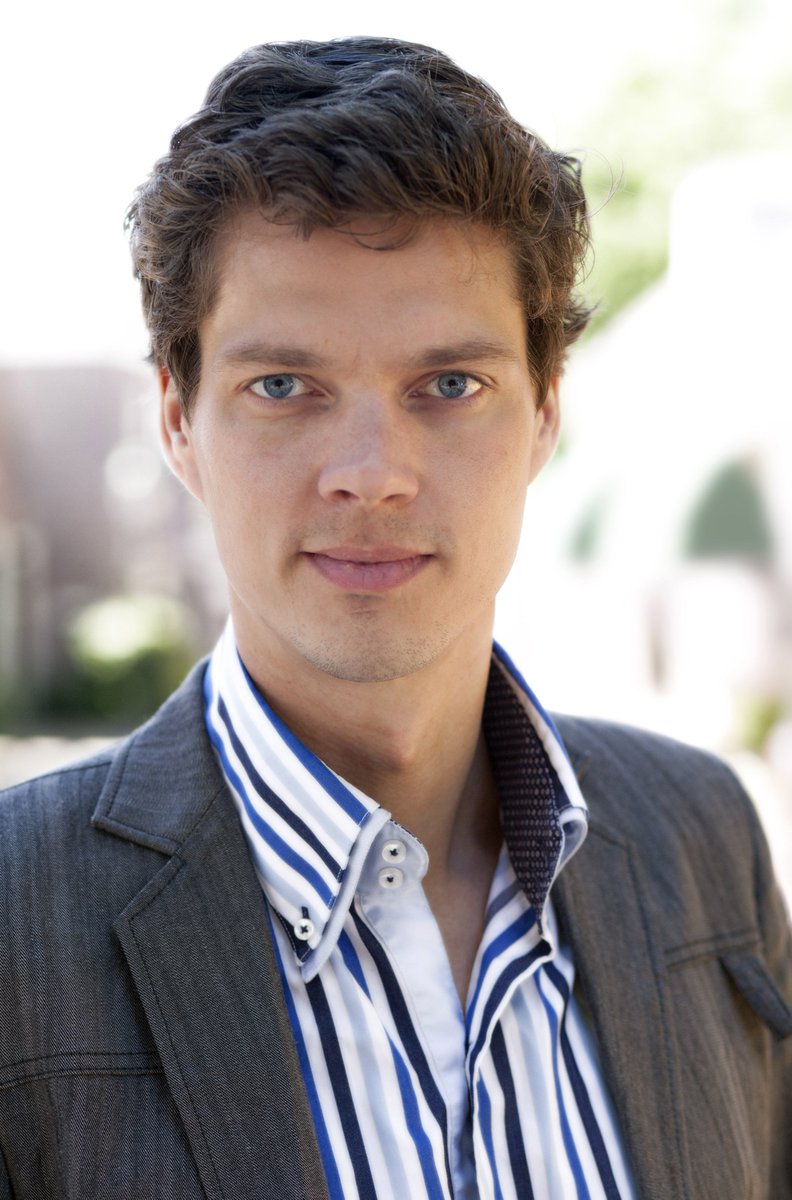 Smart Business Masters Lelystad, 17 november. Gastspreker deze middag is Arthur Tolsma, Programma manager, Coach en Spreker, zowel bij startup &amp; incubators als bij corporate innovatieteams. Kom jij ook?