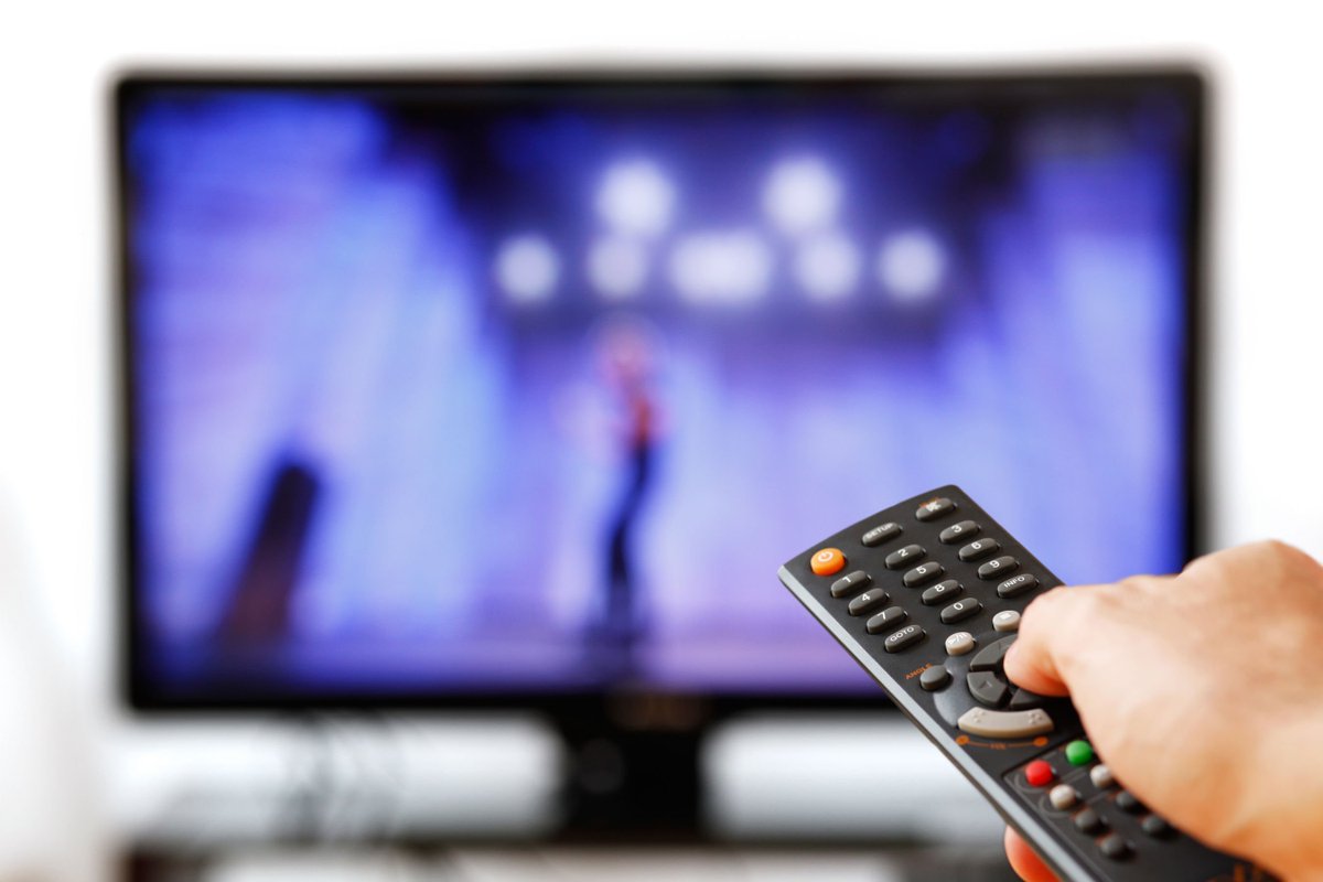 TVwithThinus's tweet photo. Pay-TV's growing problem it's not doing enough to address: Helping consumers find content. NEW STUDY: If after only a few minutes a consumer cant figure out what to watch or find something new, 1 in 5 resort to watch something they've already seen. Then complain about repeats. https://t.co/F1VSRoPTuw