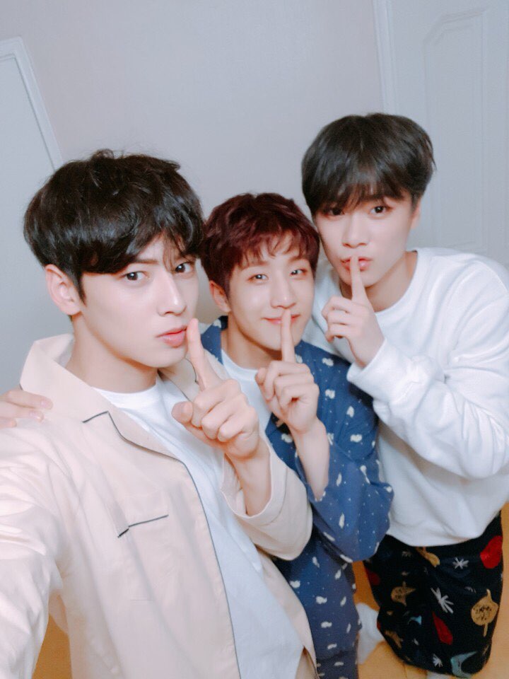 DOlybUpWkAAURpj.jpg:orig