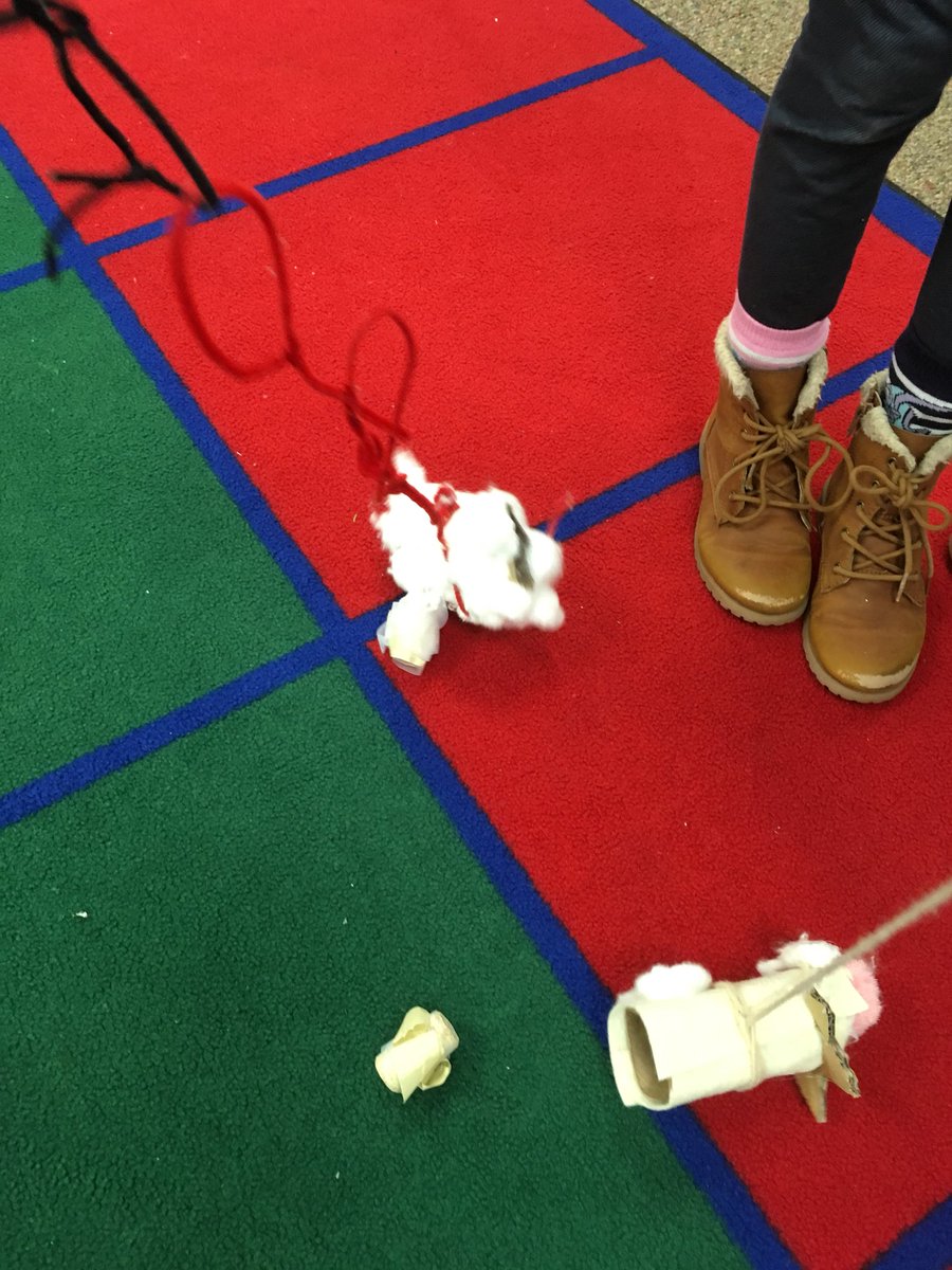 JillJensenIDEAS's tweet photo. 2nd gr @GlacierHills tested model 1 of hitchhiker seed dispersal>obs; think, improve #k12engineering https://t.co/YM9LK6ZQ33