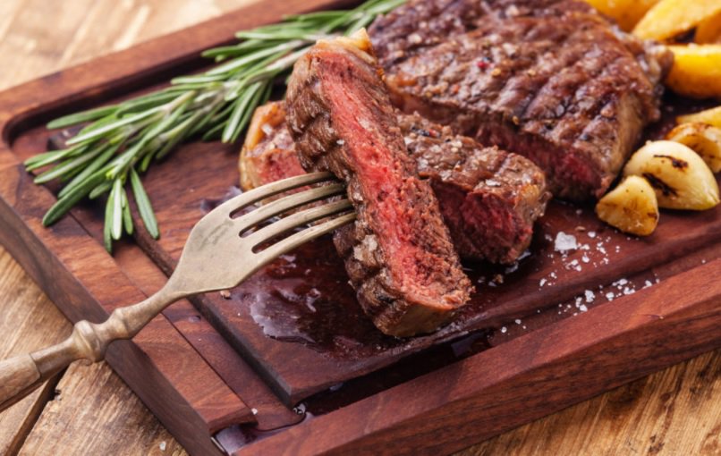 GrillingNetwork's tweet photo. The best, most tender steak you'll ever taste! #GrillingNetwork #Wagyu #Beef #NYStripLoin #NewYorkStripLoin https://t.co/VgnYU2b4pz https://t.co/TdpzrrU2PR