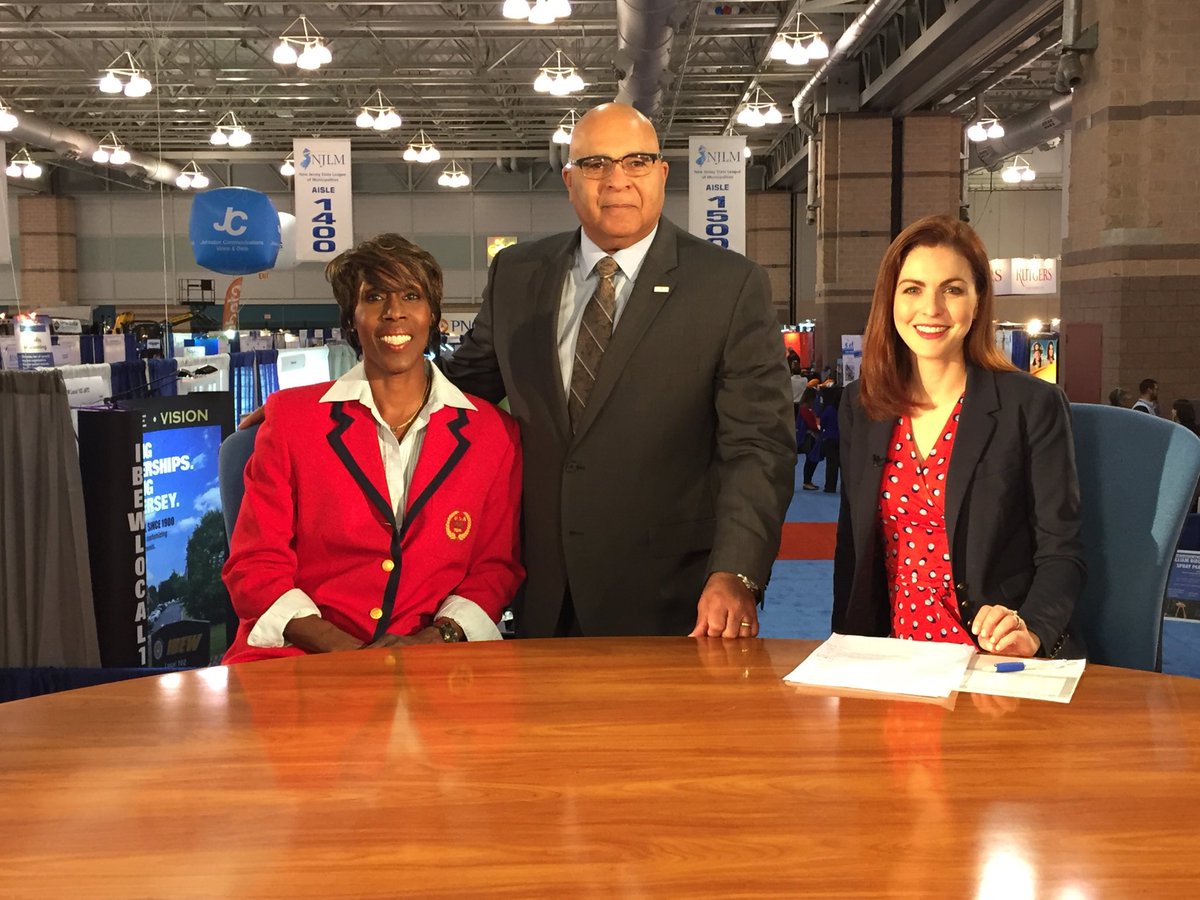 Smith4Charles's tweet image. On Newsmakers set at NJLOM with Joetta Clark and Jill Horner.
#njleague