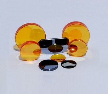 DropswellLaser's tweet photo. Need High Quality Optics/Lenses for your #LaserMachine ? 
Visit our shop for spare parts - https://t.co/DUh5SruHCb https://t.co/XiwMSXhLlD