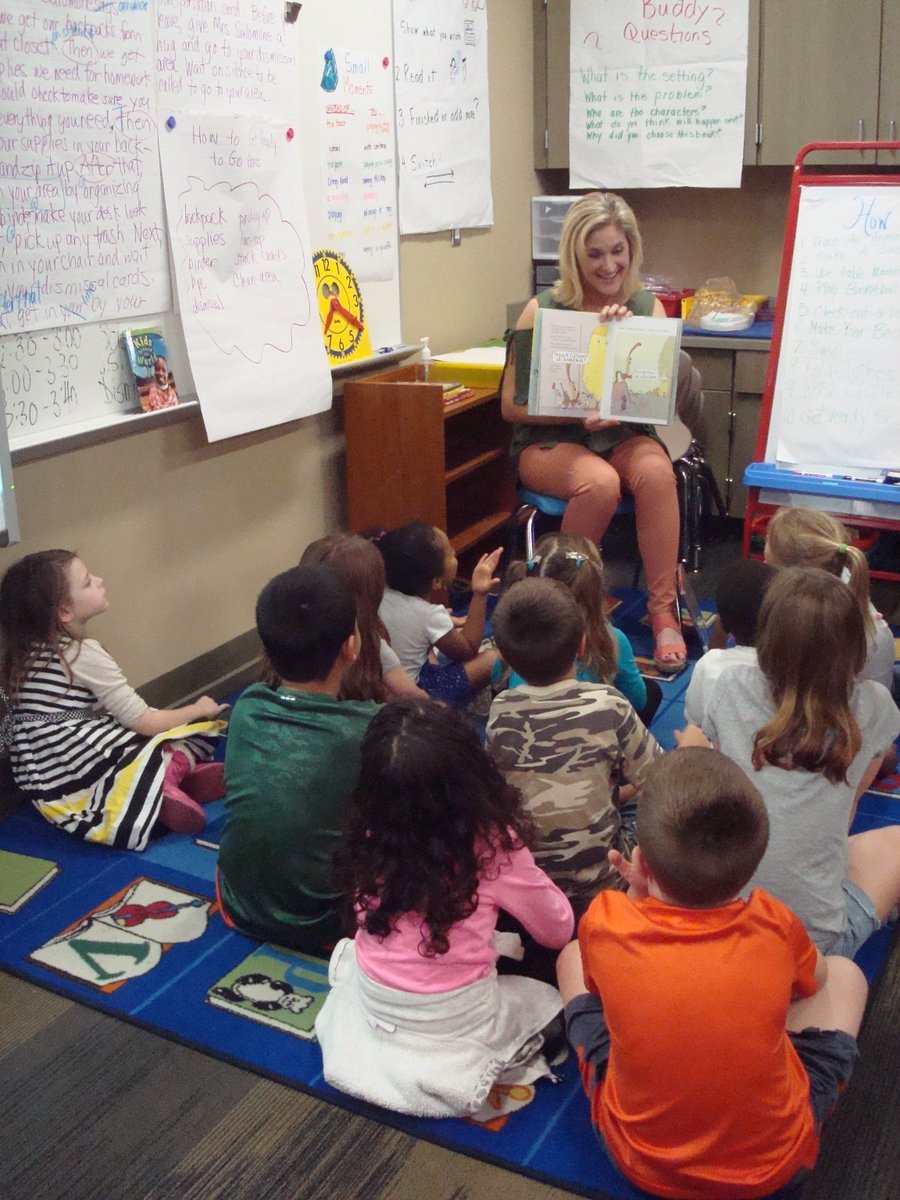 KatyISD_PIE's tweet photo. #PromisetoRead is in full swing, and the students AND community volunteers are loving it! Check out these photos from Cimarron Elementary! https://t.co/5a9j5HTfgZ #KatyISD #ReadingRules #ElementaryReaders https://t.co/OOntP4byt3