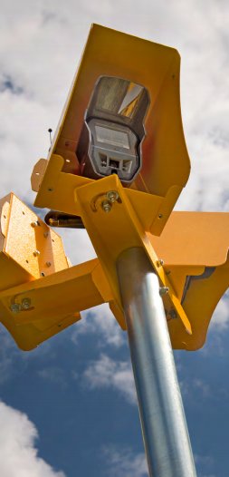 vpssitesecurity's tweet photo. Our #JCBAlertTower is a game-changing new product! Light, simple to transport, installed in minutes. Combines mobile, wireless, video-verified alarm, & beam detectors; stand-alone or seamlessly integrated with other @vpssitesecurity sensors. More here https://t.co/VSGO3IdDft https://t.co/O0SsQ9yo2p