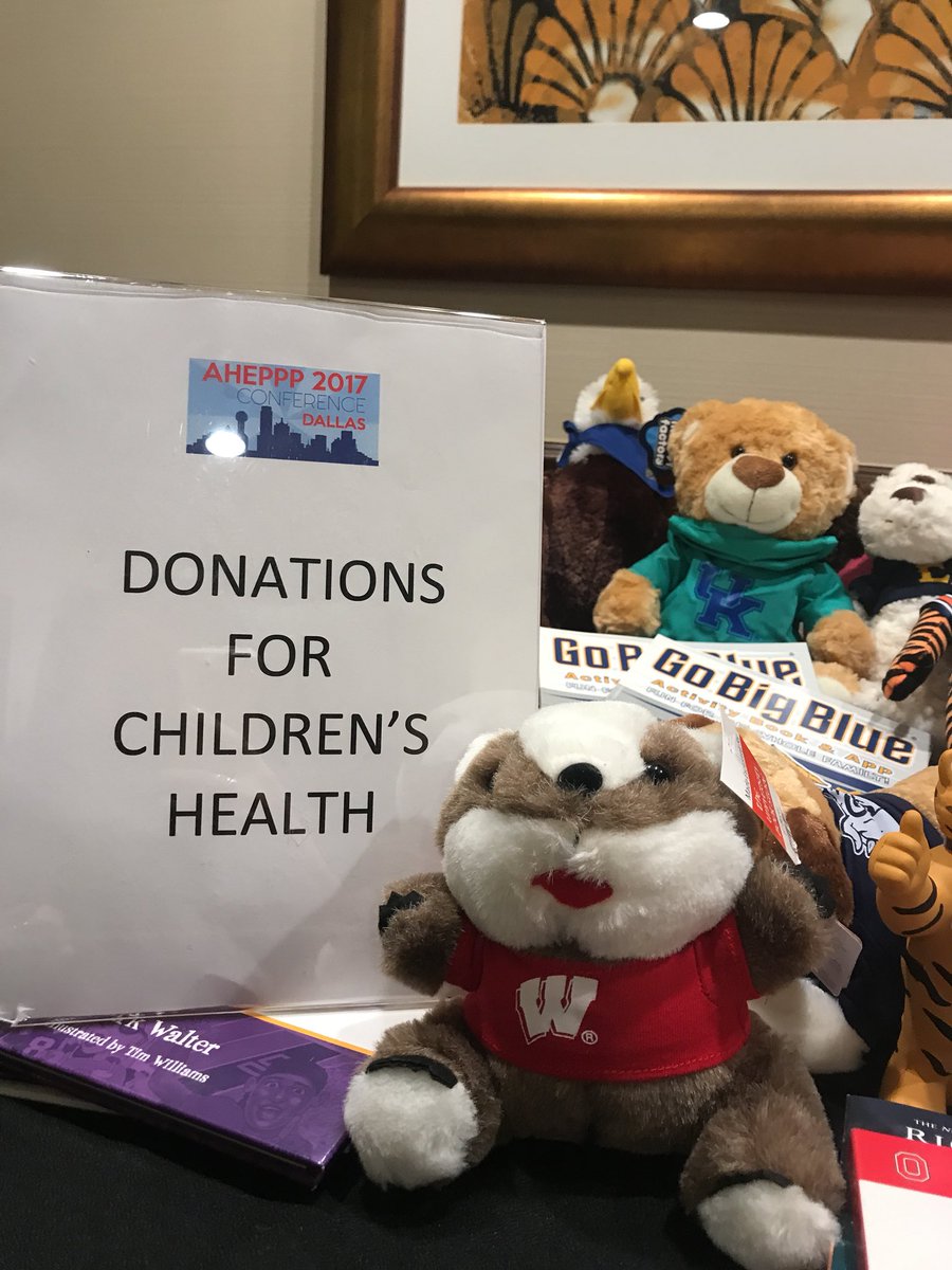 Bucky made it to Dallas to support children’s health! #aheppp17 #ahepppcares