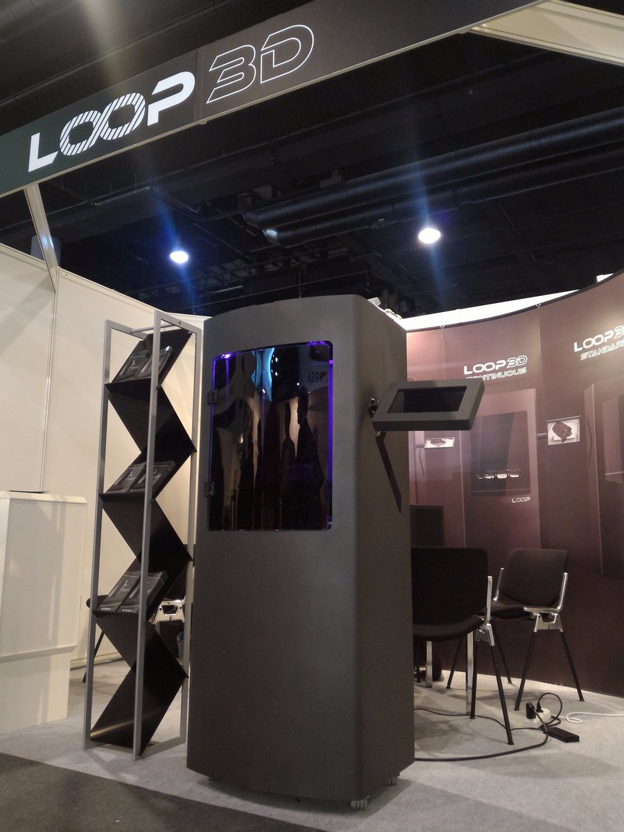 LOOP_3D's tweet photo. Come visit us at #formnext2017 in Frankfurt on Nov. 14-17. and witness the continuous #3Dprinting revolution by #LOOP3DPRINTER.  https://t.co/fprh6lZN2w https://t.co/4Y21Arj2lp