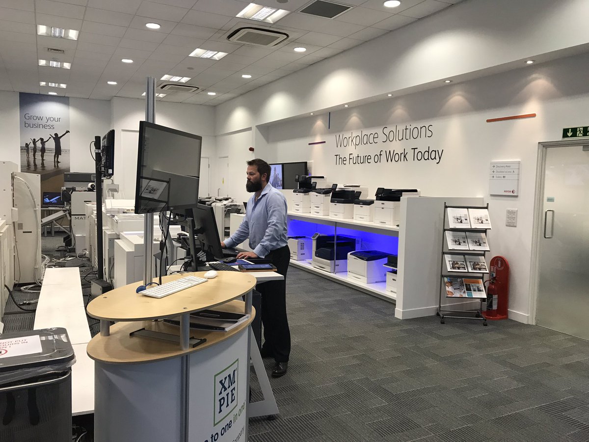 ItecUK's tweet photo. Having a tour of the @XeroxUK Innovation Centre #ChannelDMD #printer #managedprint https://t.co/RQGUVIHnOA