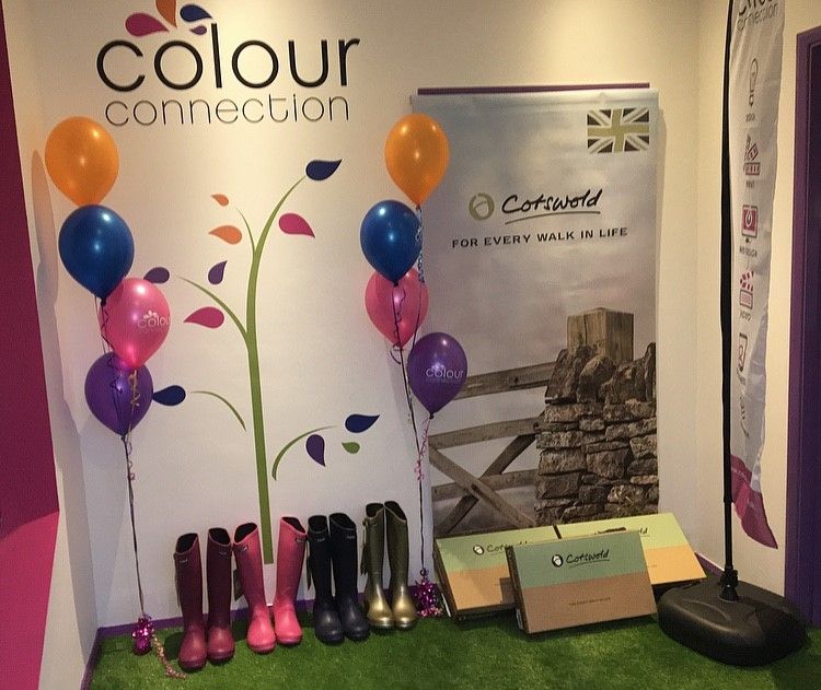 Colour_Connect's tweet photo. If you haven't already seen, the Colour Connection Headquarters has had a makeover!
Read our blog here and see some pics of the new look office: https://t.co/TffJVOBoht
#GlosBiz #Gloucester #Design https://t.co/EsYkpDZ1mb
