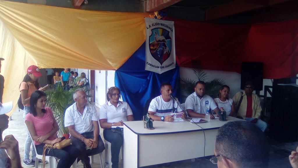 providenciaI's tweet photo. Candidato @jhondermsimanca1 #Camaguan con la mayor suma de Felicidad continua legado de Chávez y @josemvasquez obra Liceo Eligió Maluenga https://t.co/yXqRGSJyiS