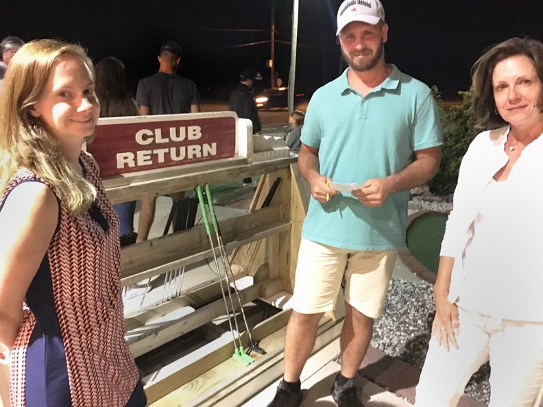 kromerpics's tweet photo. Back in August, I told our daughter, her BF & my wife that we could go out to a club after playing miniature golf in Wildwood.
Me being cheap, I took them to the cheapest club there---"Club Return."
We had a great time. Didn't cost me a penny! ;) #CheapJack https://t.co/Zgb3s5PvcI