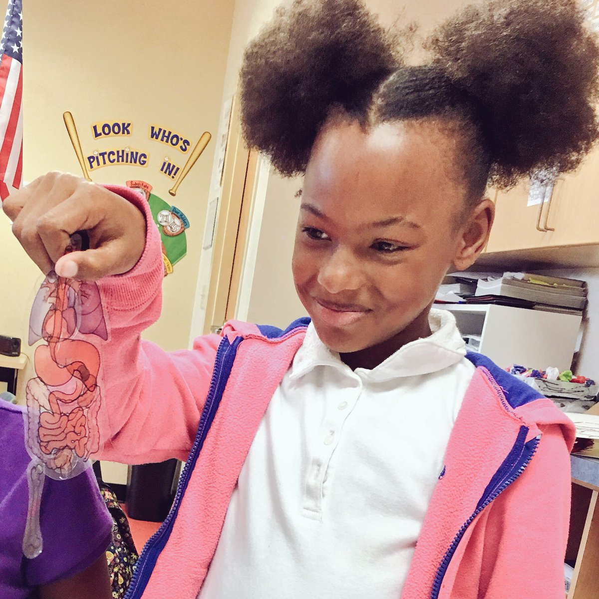 mrswaltersPE's tweet photo. Playing "SomeBody" to learn about where our organs are located and discussed their functions!💪🏼 @MDE_Stars #humanbodyunit https://t.co/S3Kc7QKRvb
