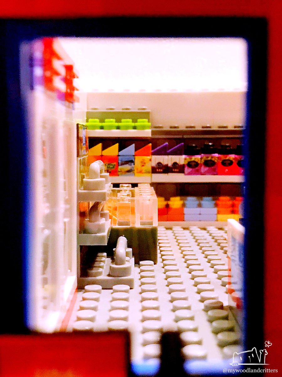 JeanSim14's tweet photo. #Miniature #iPhonePhotography #ToyPhotography #BrickPhotography #Toystagram #Brickstagram #InstaToys #InstaBricks #MyTescoStore #Brick #Hypermarket #Supermarket #Superstore #GroceryStore #Store #DeliveryVan #Van #GrandOpening #Welcome #Peek #SneakPeek https://t.co/QWAnqIOHBA