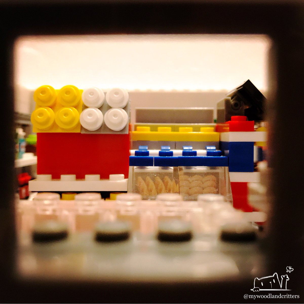 JeanSim14's tweet photo. #Miniature #iPhonePhotography #ToyPhotography #BrickPhotography #Toystagram #Brickstagram #InstaToys #InstaBricks #MyTescoStore #Brick #Hypermarket #Supermarket #Superstore #GroceryStore #Store #DeliveryVan #Van #GrandOpening #Welcome #Peek #SneakPeek https://t.co/QWAnqIOHBA