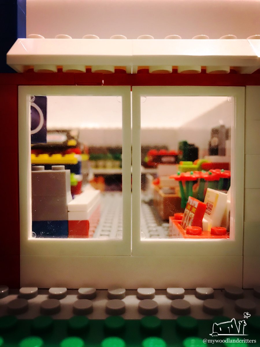 JeanSim14's tweet photo. #Miniature #iPhonePhotography #ToyPhotography #BrickPhotography #Toystagram #Brickstagram #InstaToys #InstaBricks #MyTescoStore #Brick #Hypermarket #Supermarket #Superstore #GroceryStore #Store #DeliveryVan #Van #GrandOpening #Welcome #Peek #SneakPeek https://t.co/qTVjpDX4Xj