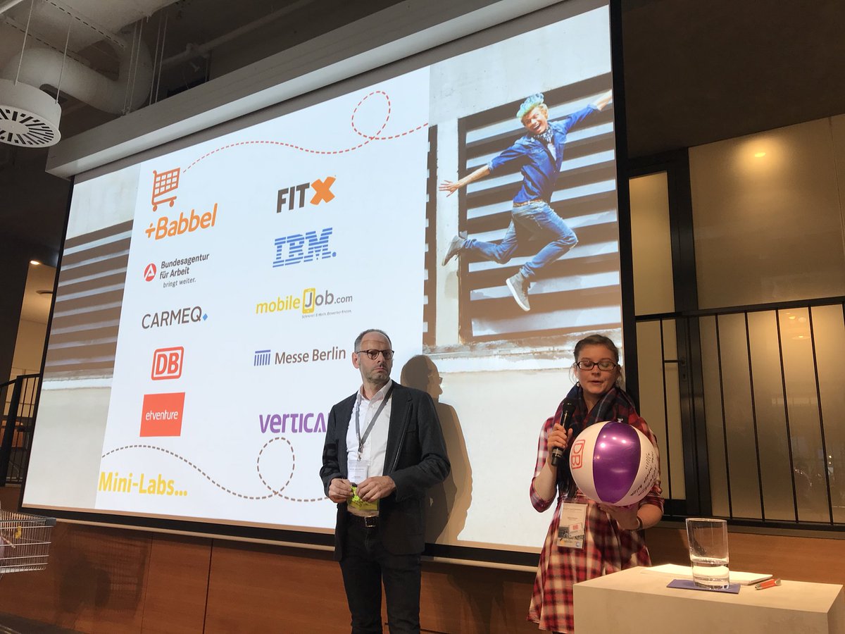 dgfp's tweet photo. #DigitaleTransformation auf dem Weg zur agilen Organisation „man braucht die richtigen Leute“ #dbvertrieb beim #DGFPLab https://t.co/qORsYmkJMc
