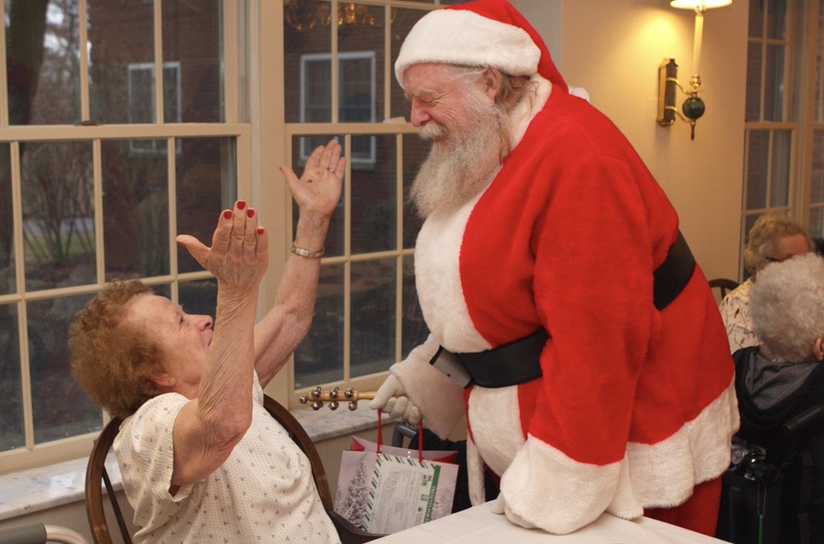 TheRoddeyReport's tweet photo. PRESENTS FOR PATIENTS – Best way to capture the true meaning of Christmas. Check it out !#tistheseason @present4patient 7244430011 https://t.co/wlwNBqpOEH