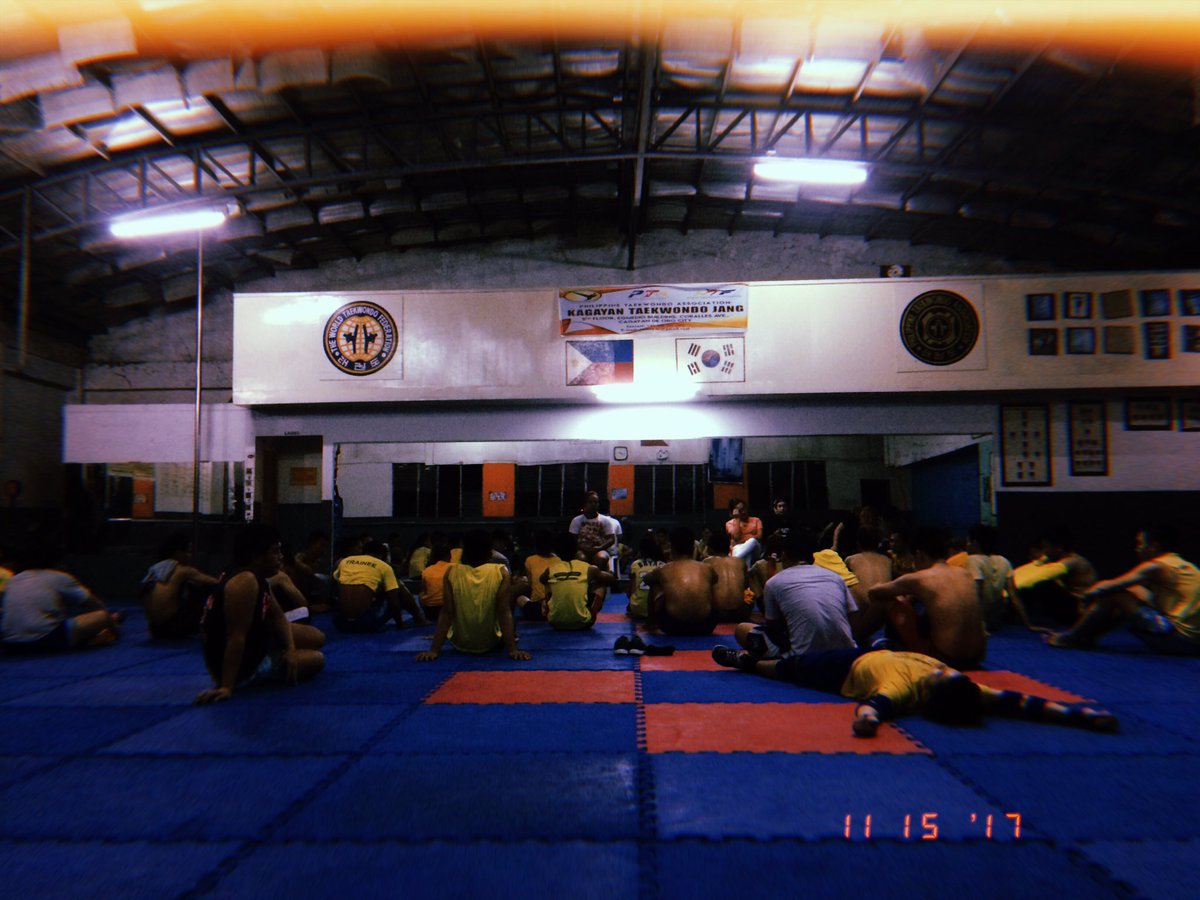 JanGliver's tweet photo. 4 Days to go! Laban lang mga ka mags πͺπ» #KagayanCheerEnsemble #ACEALLSTARS #Steps5678 #MILOCDC2017 https://t.co/vgyOre8CEz