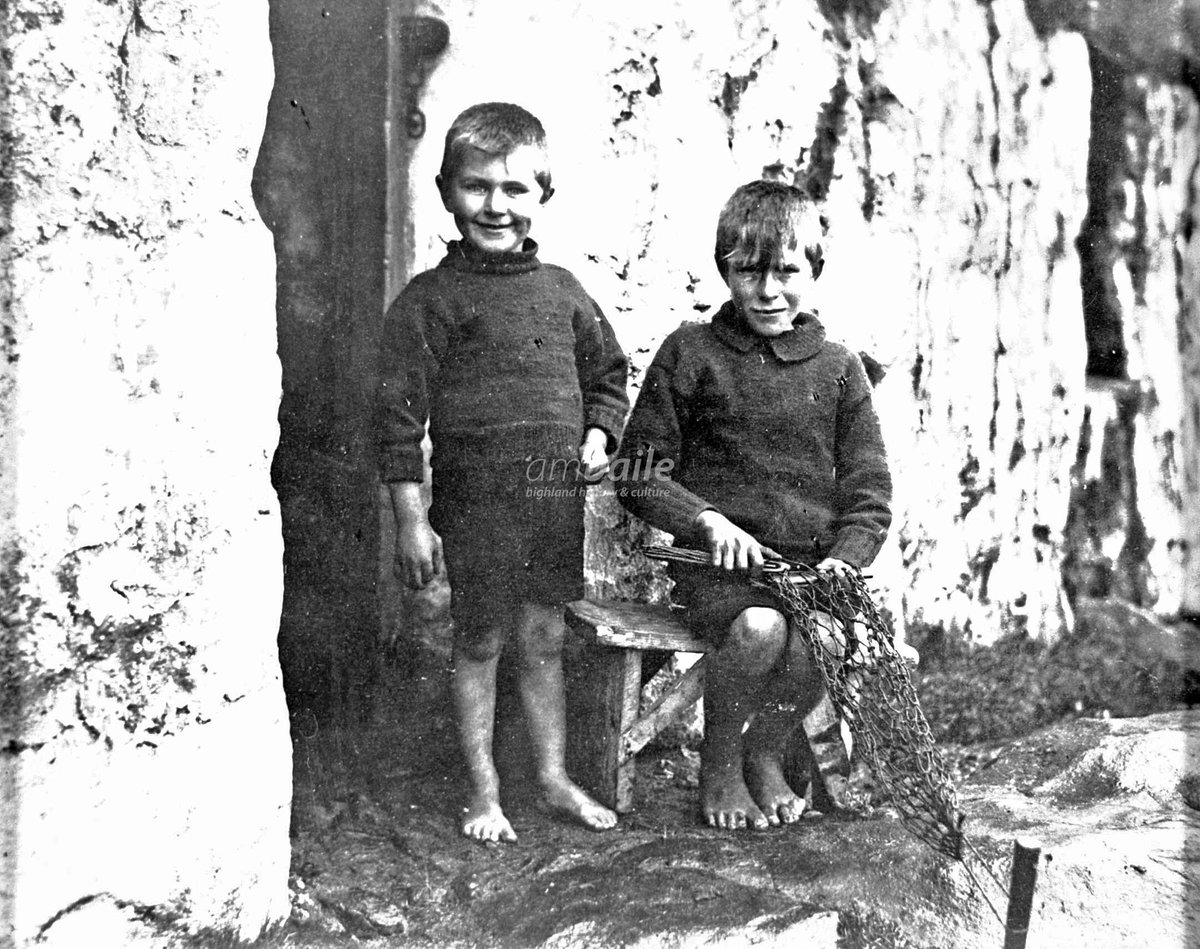 HighlandHistory's tweet photo. John and Donald Currie of South #Uist mending the nets for their father's lobster creels, c1930s

[photo: Margaret Fay Shaw, @edcentrallib] https://t.co/k6lk3qEsJf