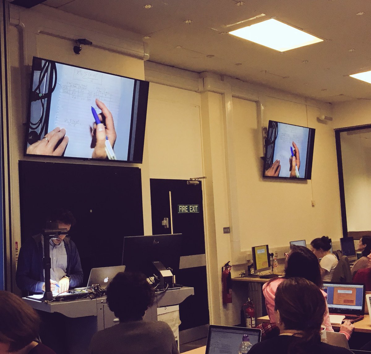 _stephanieboyle's tweet photo. @emaludeca going old school to show the #UofGPsychMScConv students how to calculate chi squared by hand. Then showed them how easy it is in #rstats  😎 https://t.co/WpP29LpwL2