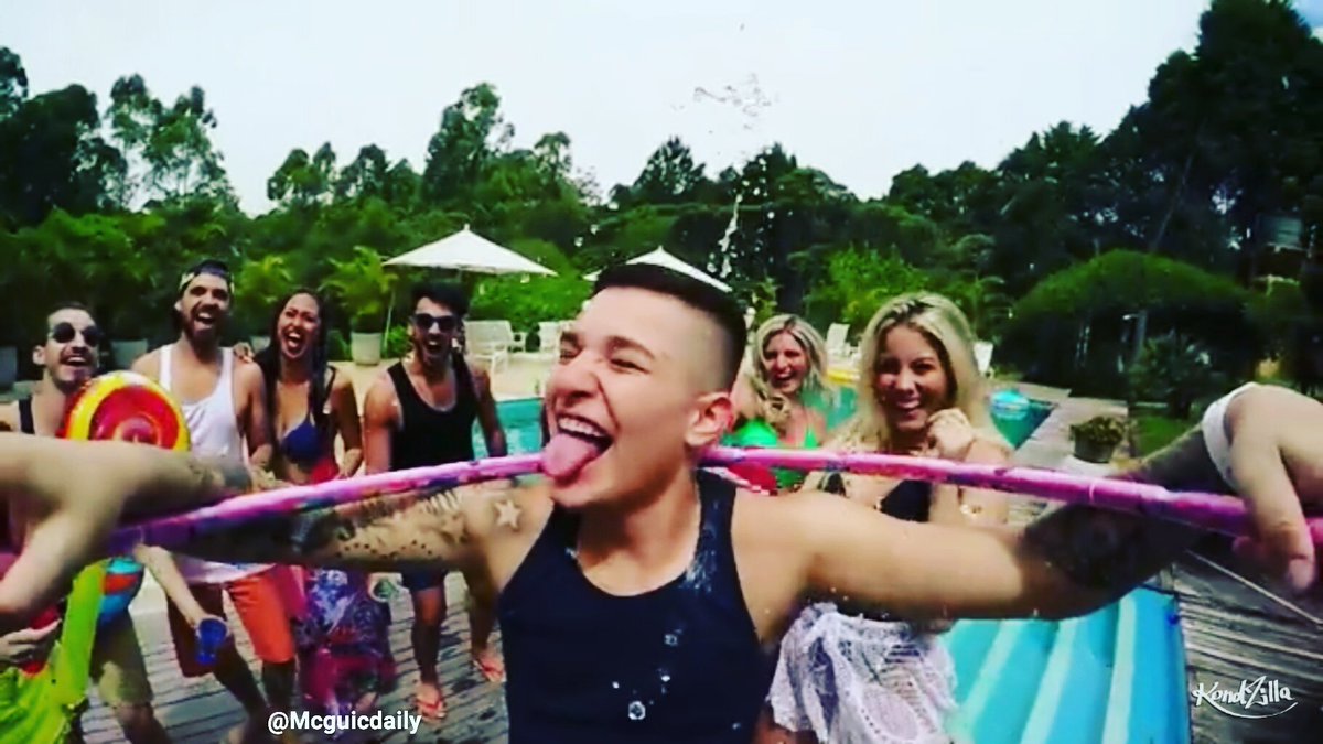 mcguicdaily's tweet photo. Quem ainda não assistiu, vai lá e assista e aproveita e deixa seu like!!! 💥 @mcgui_oficial https://t.co/QO8FB9EDuG