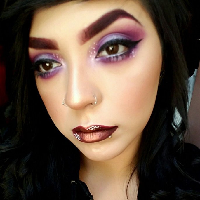 twinhernandez2's tweet photo. #motd #redbrows https://t.co/80pEyPOTLV
